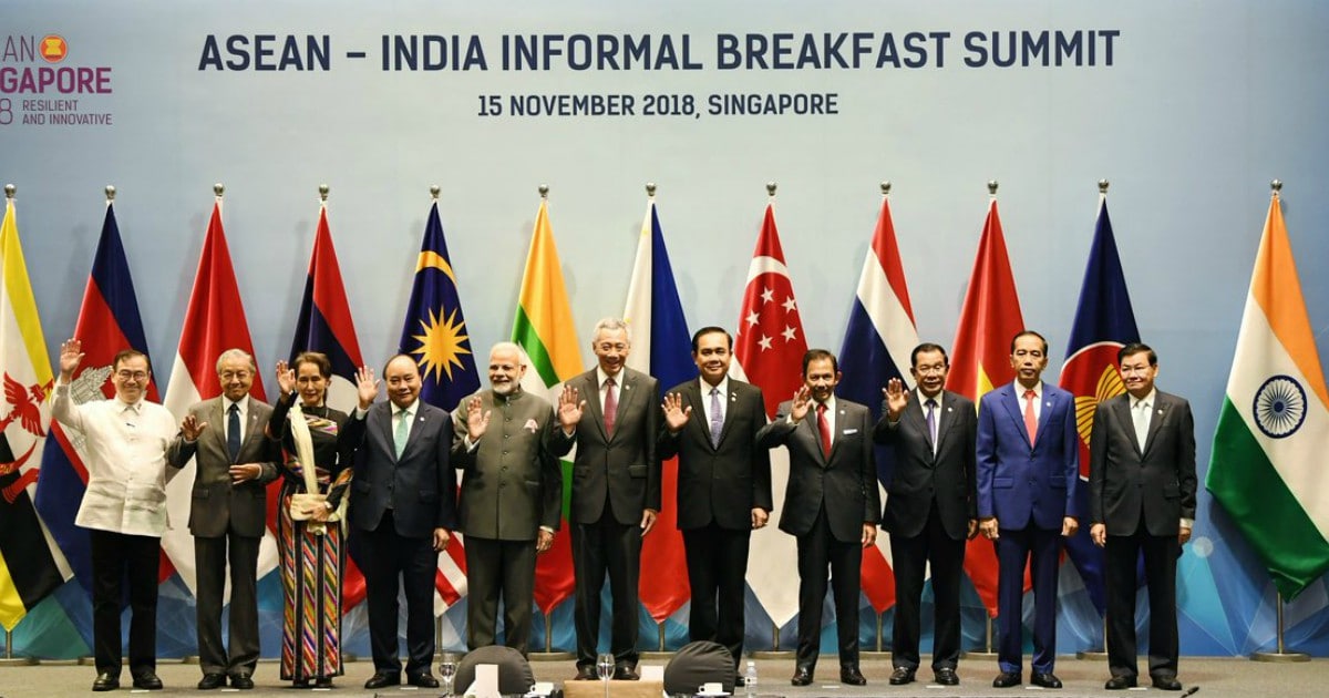 Narendra Modi meets Southeast Asian leaders at ASEANIndia Breakfast